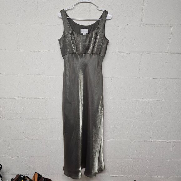 Davids Bridal Women 2 piece Event Dress Size 10 Gala MOB Formal Metallic  Mature - Picture 2 of 13